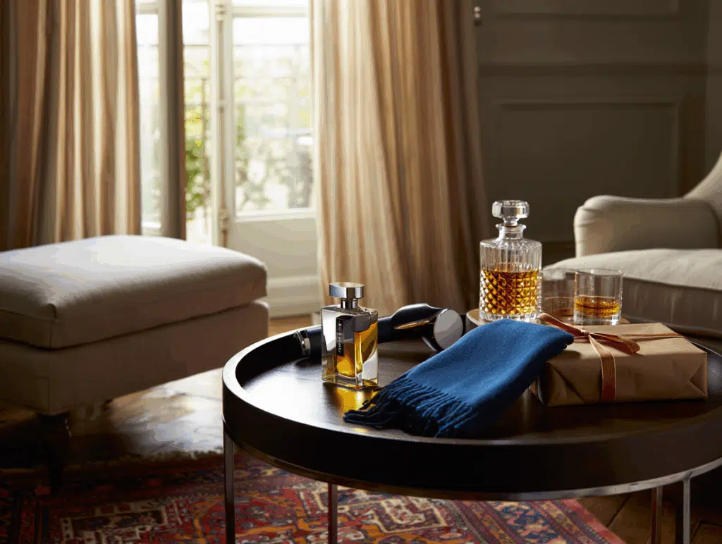 idees-cadeaux-pour-homme whisky écharpe parfum